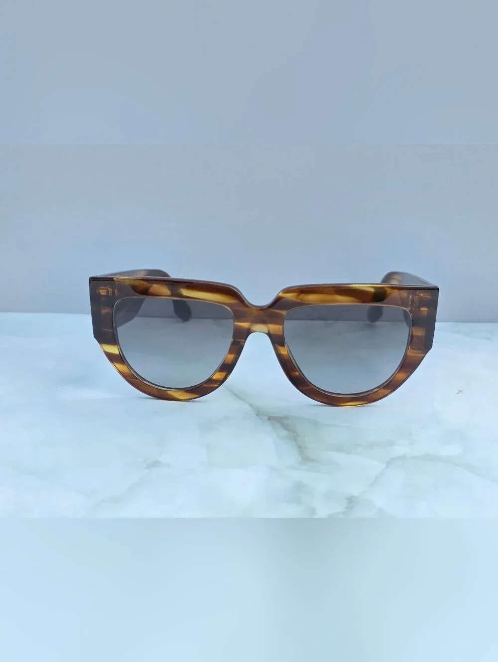 Victoria Beckham VB679S 224 Striped Tobacco Cat Eye Sunglasses